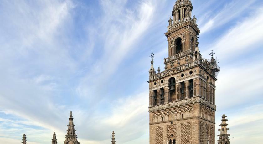 Go To Sevilla Cathedral Εξωτερικό φωτογραφία